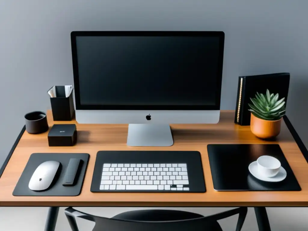 Escritorio minimalista y organizado Componentes esenciales de un portafolio estelar en un escritorio minimalista y organizado con laptop, cuaderno y café